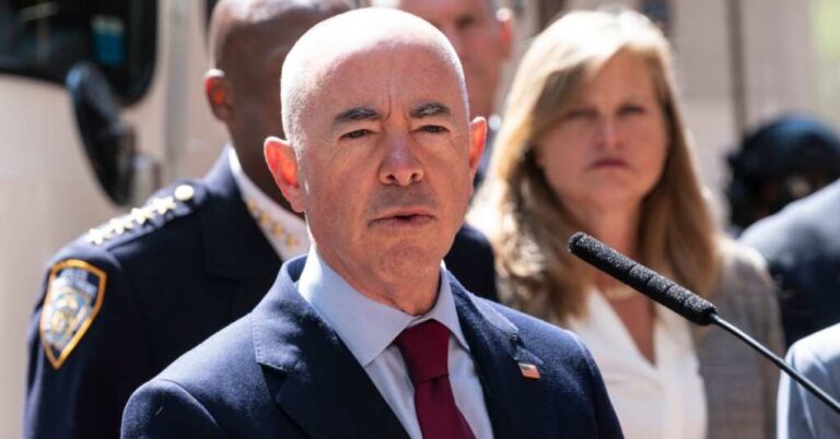 Border Chief Dodges Questions About Immigrant Death Rates