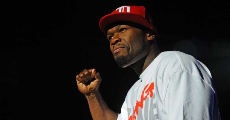 Top Rapper Admits Black Community Identifies with Trump Top Rapper Admits Black Community Identifies with Trump