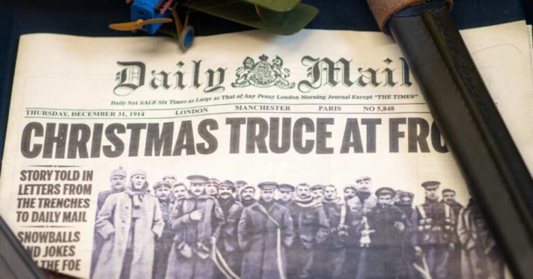 The Christmas Truce of 1914: A Lesson in Peace and Humanity The Christmas Truce of 1914: A Lesson in Peace and Humanity