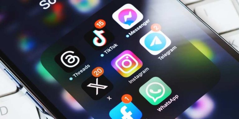 Trump Tightens Immigration with New Social Media Vetting Plan Trump Tightens Immigration with New Social Media Vetting Plan