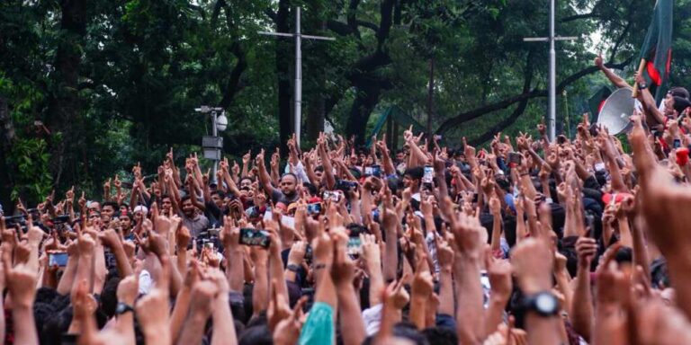 Caught On Camera: ‘No Kings’ Protest Turns Violent Caught On Camera: ‘No Kings’ Protest Turns Violent