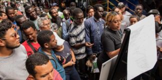 Roy De La Cruz / Shutterstock.com