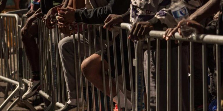 America Buckles Under Wave Of Illegal Immigration America Buckles Under Wave Of Illegal Immigration